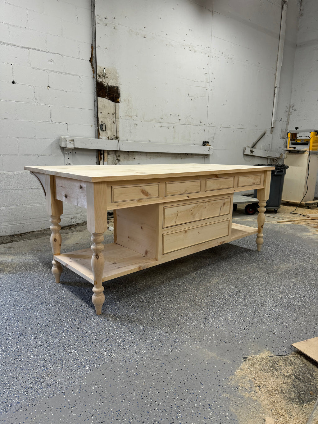 Henshaw kitchen Island