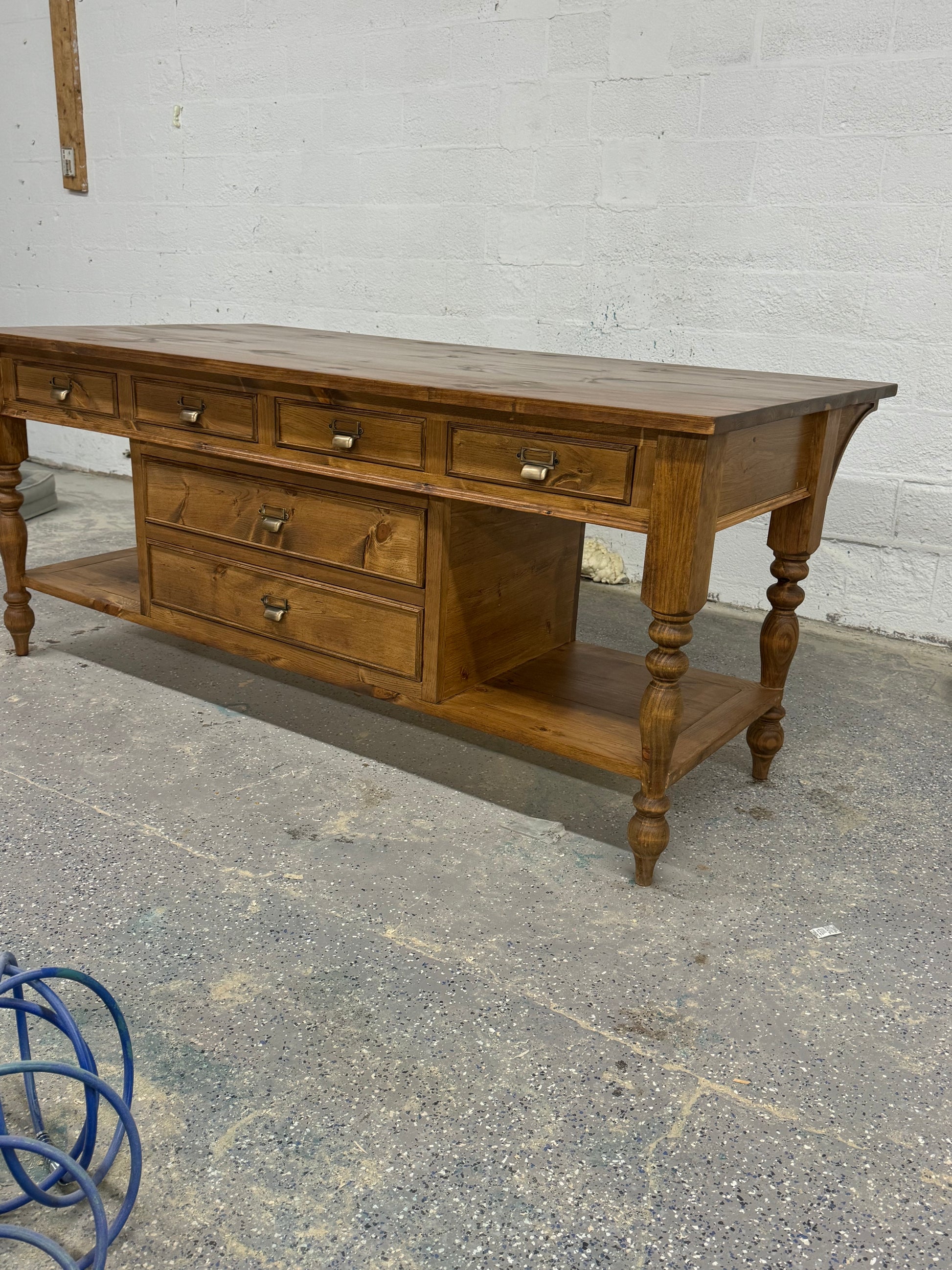 Henshaw kitchen Island
