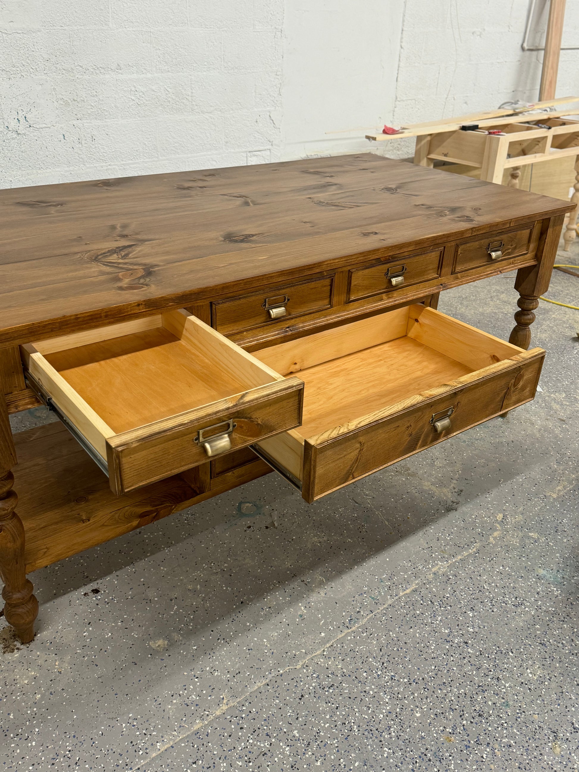 Henshaw kitchen Island
