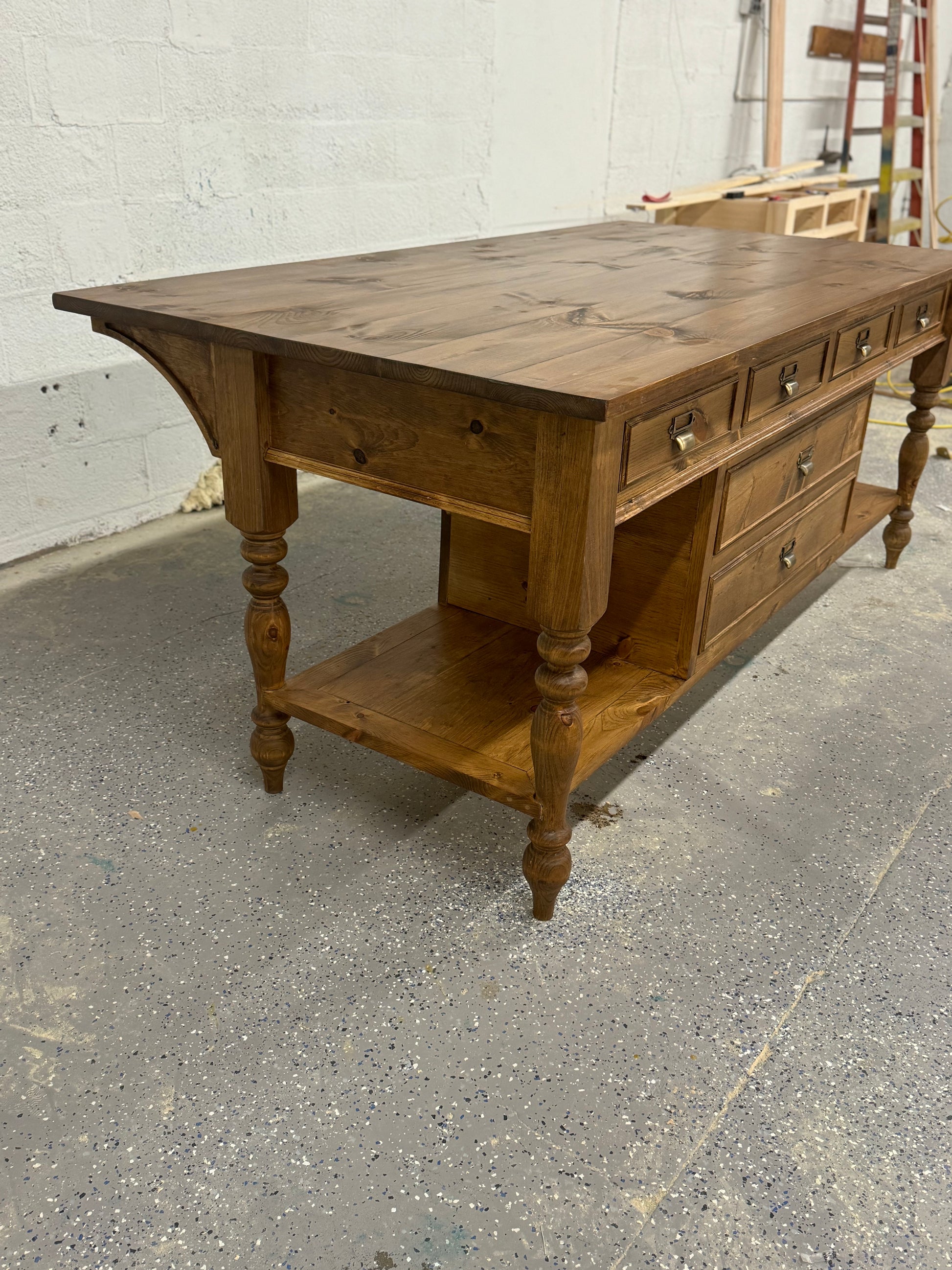Henshaw kitchen Island
